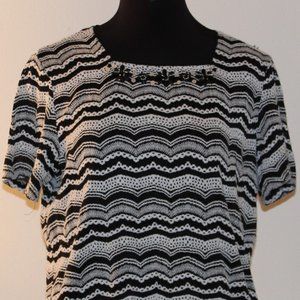 Alfred Dunner Woman's Top PETITE Black & White